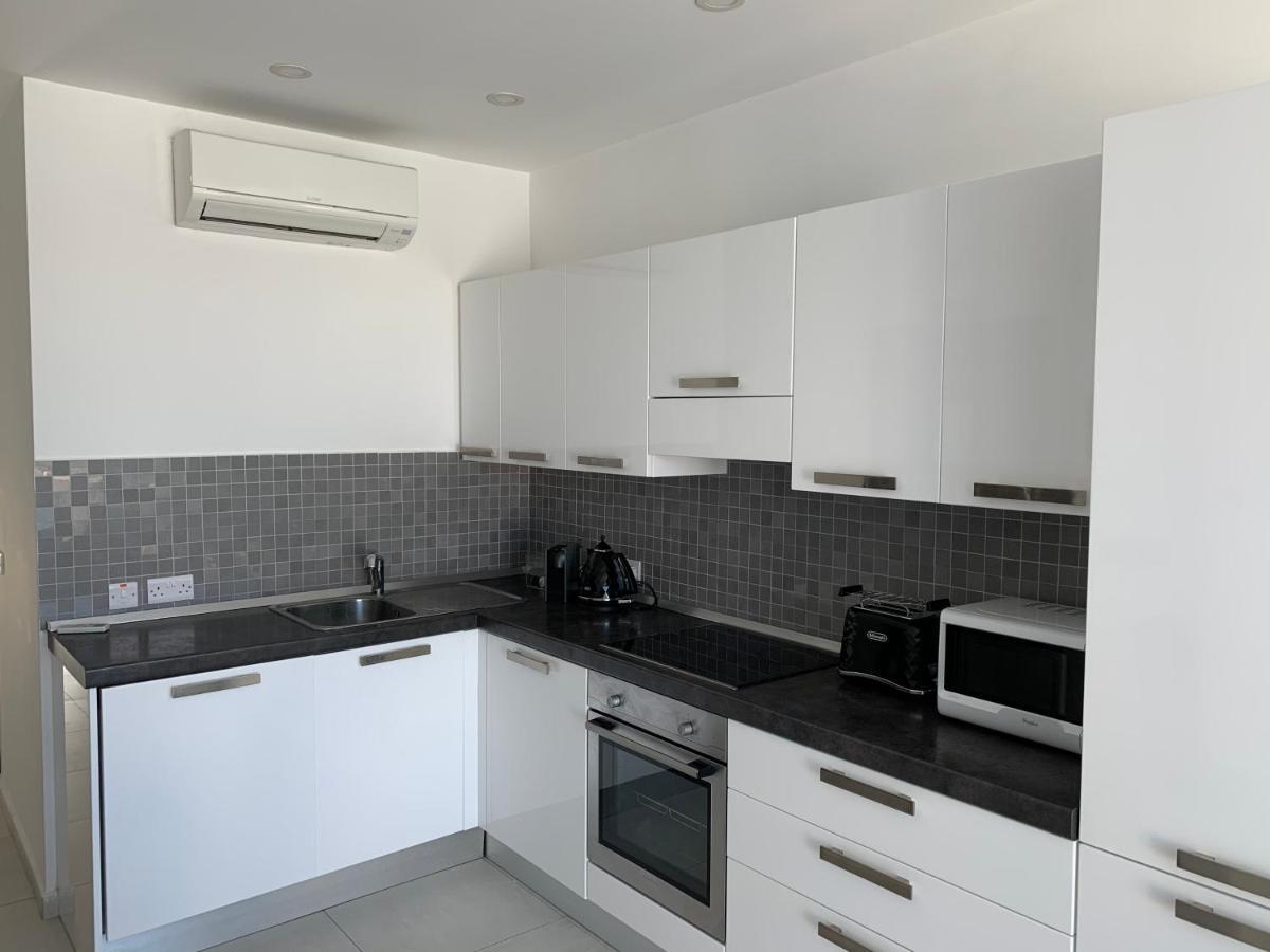 Апартаменты Sea View Penthouse Mellieha Bay Экстерьер фото